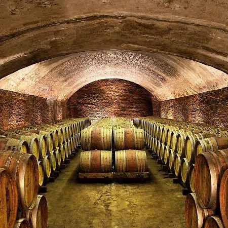 L'aja Della Mirusina - Piedmont Monferrato Langhe