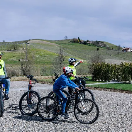 L'aja Della Mirusina - Piedmont Monferrato Langhe 4* Canelli
