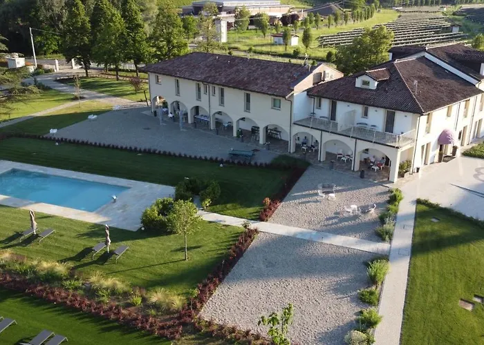 L'aja Della Mirusina - Piedmont Monferrato Langhe Resort