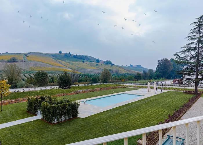 L'aja Della Mirusina - Piedmont Monferrato Langhe 4* Canelli